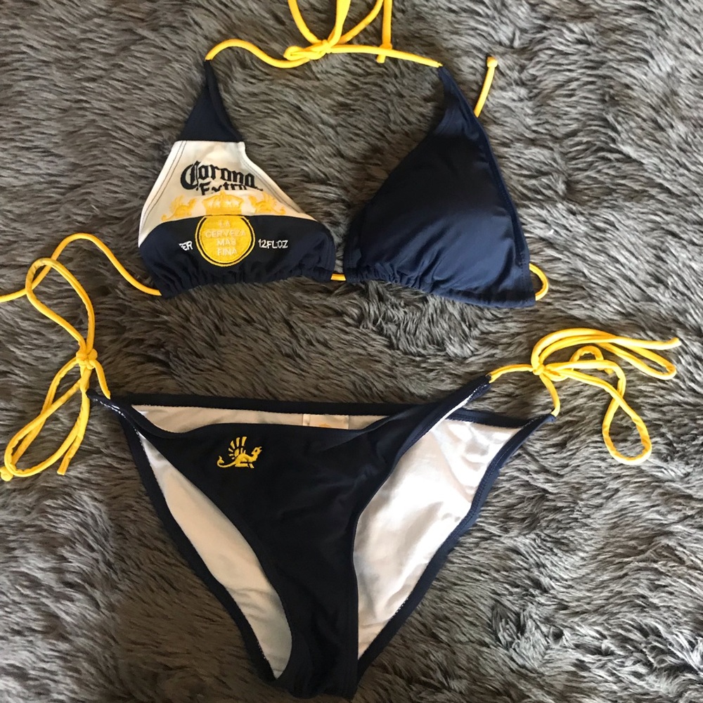Corona string bikini